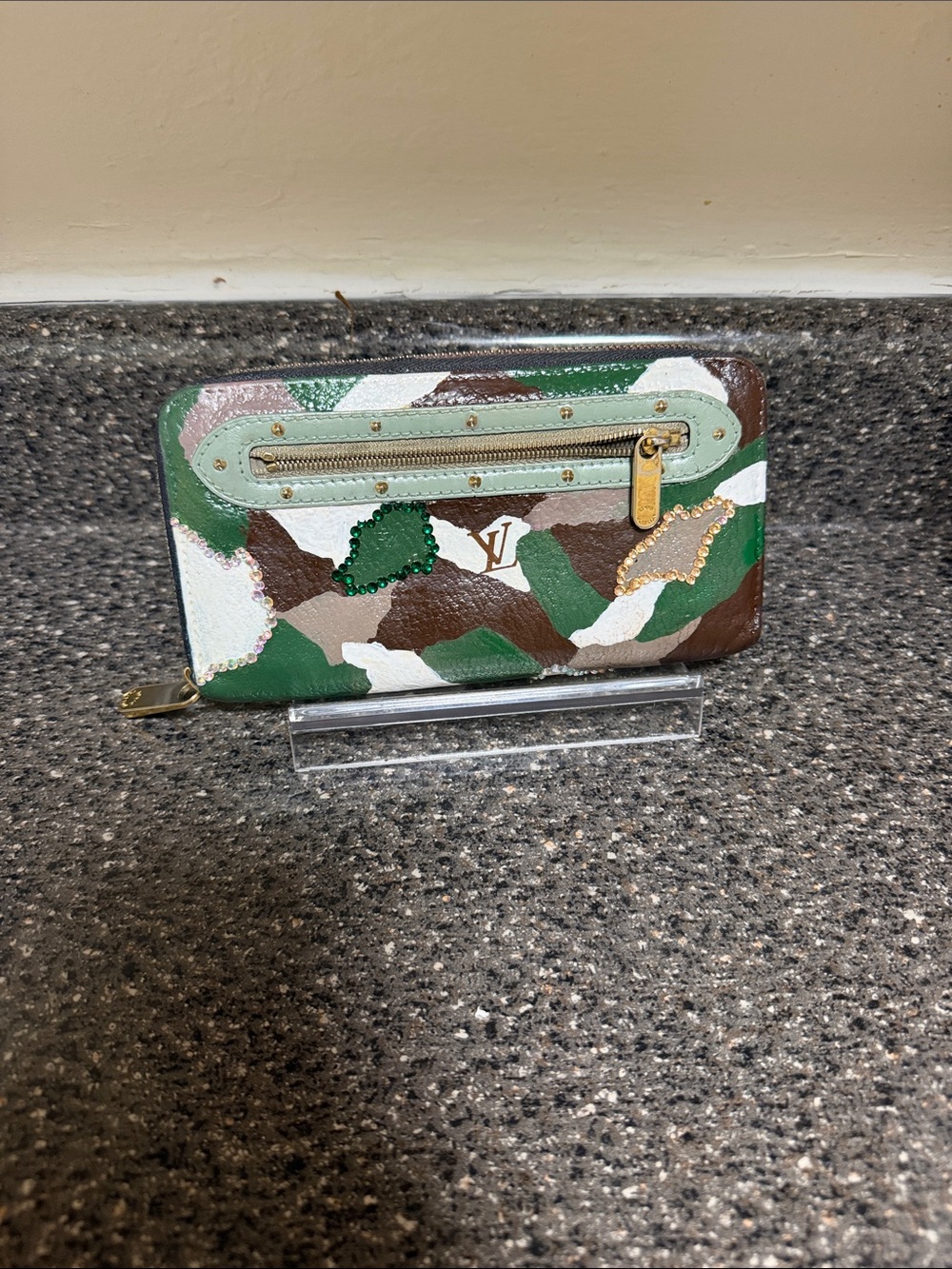 Authentic Louis Vuitton Camouflage continental hand designed Zip Wallet - Picture 2 of 13